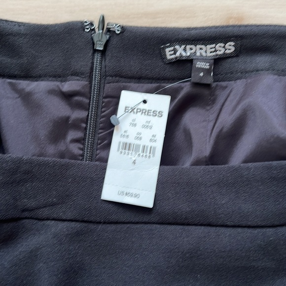 NWT Express Peplum Pencil Skirt - Picture 3 of 4